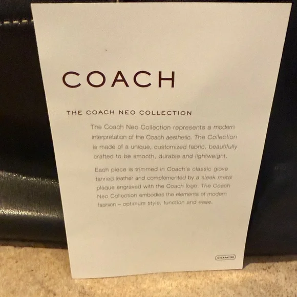 Coach shoulder bag from the Neo collection. - Picture 2 of 12